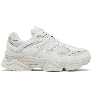 New Balance 9060 - Women’s 8.5